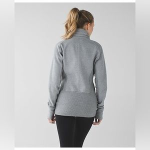 Lululemon Radiant Funnel Neck Athletic Ribbed Jacket in Heathered Grey Size 6